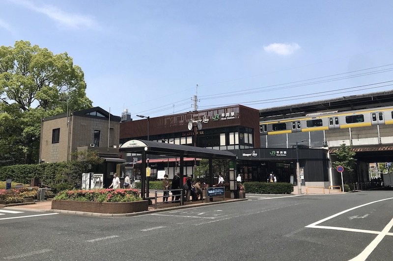 きれいに整備された「平井」駅南口の景観