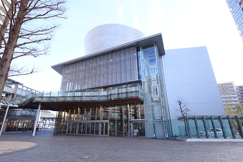 コンサートなどの公演に利用される「小金井 宮地楽器ホール（小金井市民交流センター）」