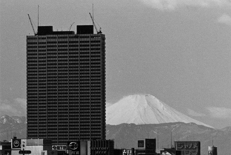 1971（昭和46）年日本初の超高層ホテルとして誕生